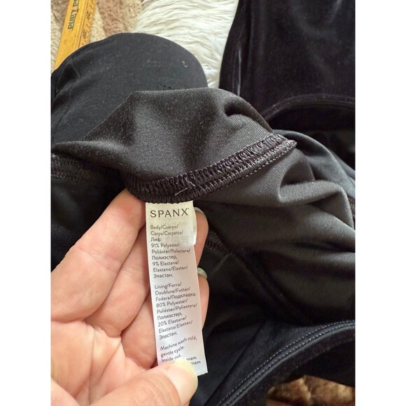 Spanx Velvet Leggings - Picture 12 of 12